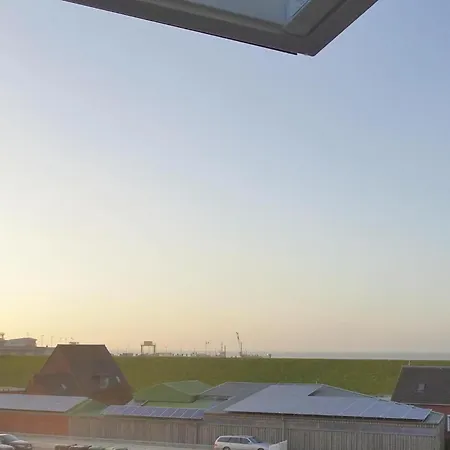 Apartman Beautiful In With Kitchen