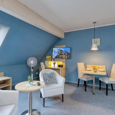 Apartamento Beautiful In With Kitchen